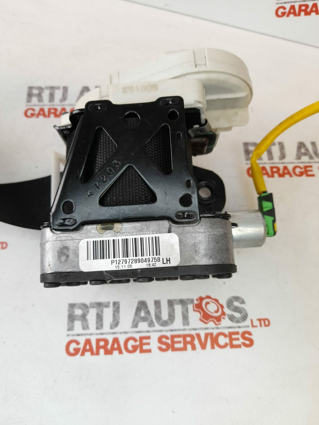 SAAB 9-3 93 Passengers Front Left Seatbelt Convertible 12797289 2004-2007