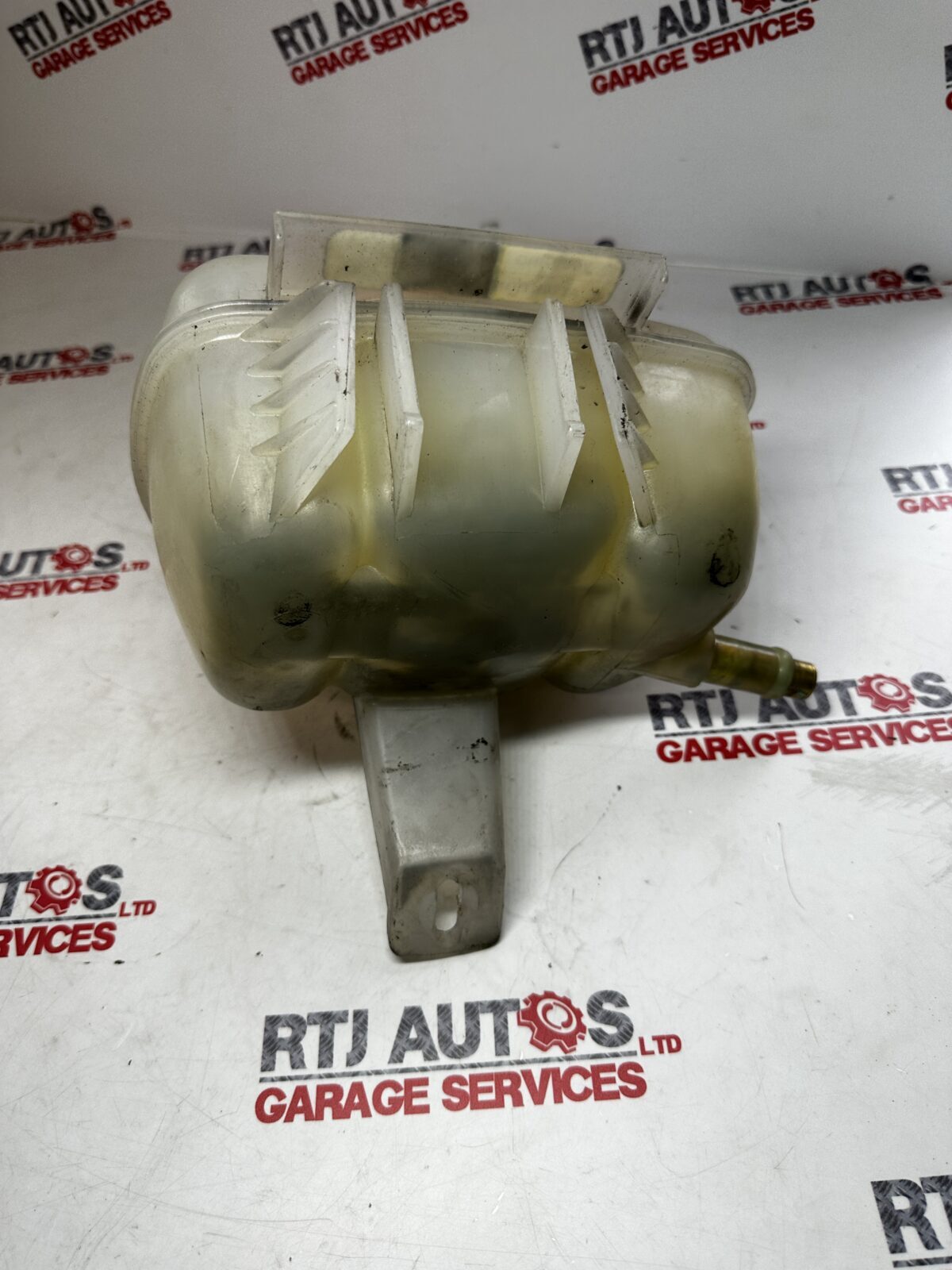 Saab 93 9-3 Water Coolant Expansion Header Tank 2.0 90448877