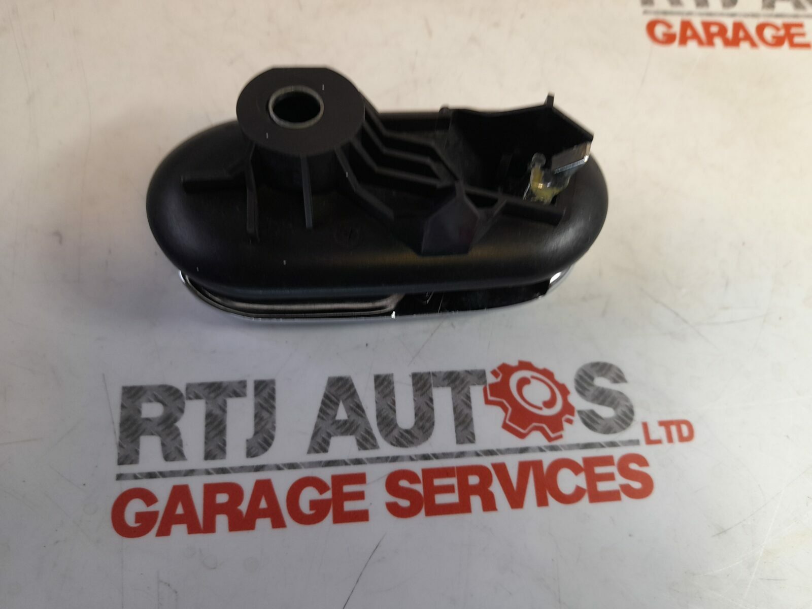 Saab 900 9-3 9-5 1994-2005 Interior Door Grab Handle Left Front or Rear 4824348