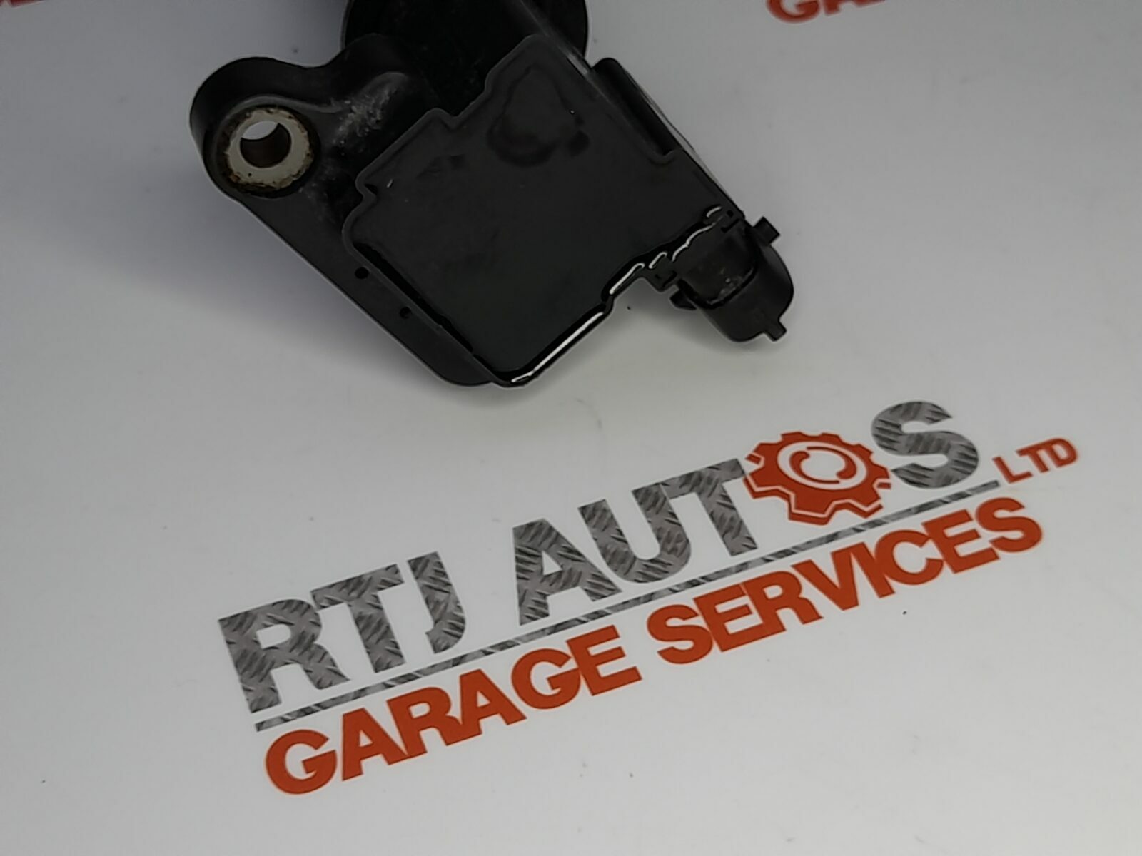 SAAB 9-3 93 Genuine Used Ignition Coil Blacktop 03-10 12787707 B207 PETROL