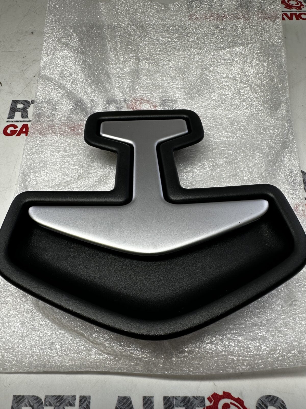 SAAB 9-3 9-5 Boot Handle for Spare Wheel Compartment 12793631 New Genuine Saab