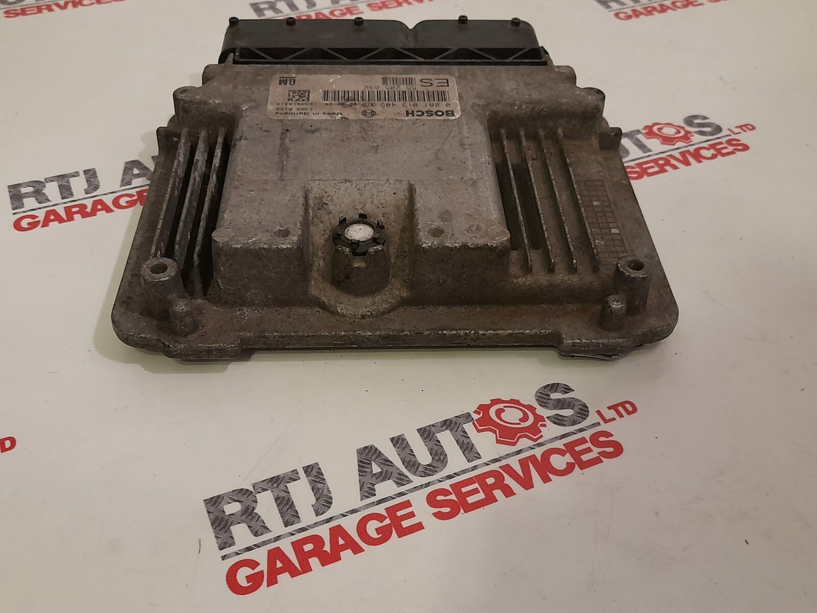 Saab 93 9-3 Diesel Engine ECU 55205632