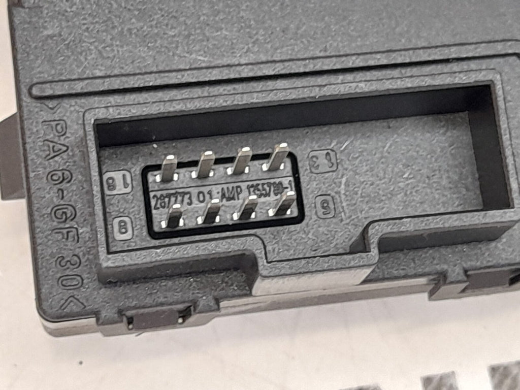 Saab 93 9-3 (07-10) Body Control Module BCM Control Unit 12843162 (12778377/ ...