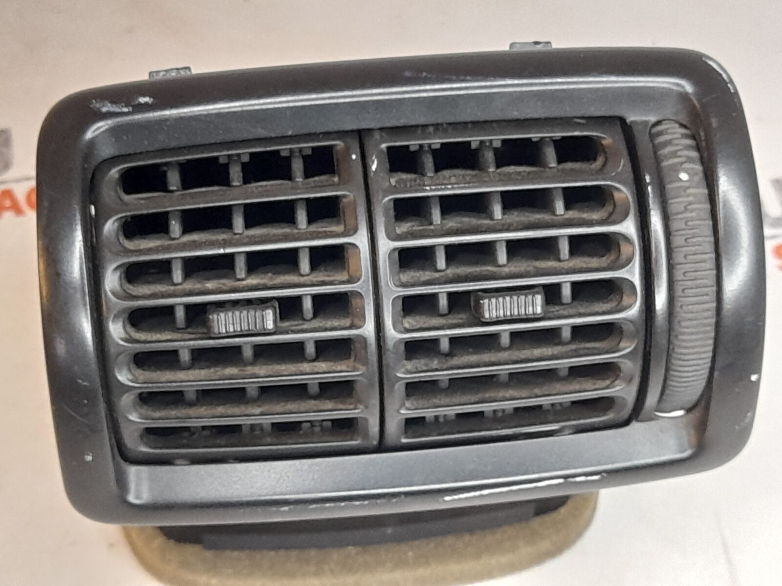 SAAB 9-3 93 Rear Passenger Air Vent Centre Console Middle 12789734 2003-2010