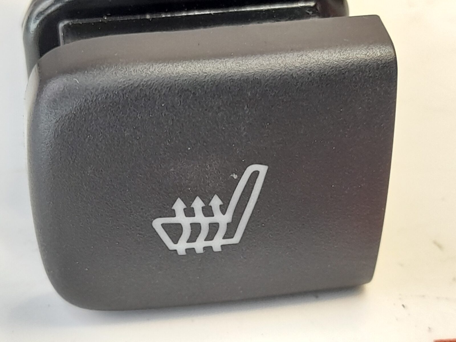 Saab 900 (1994-1998) 9-3 (1998-2003) Heated Seat Switch 4409249