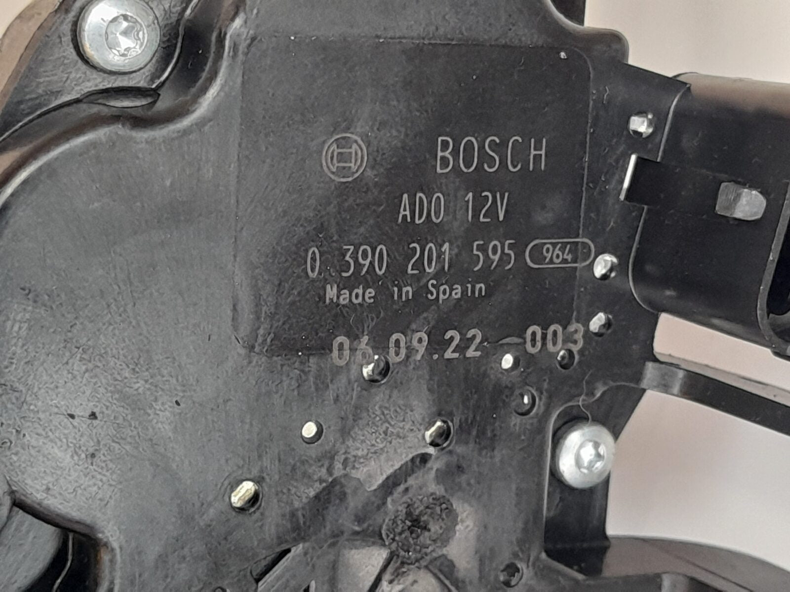 Saab 9-3 (2006-2011) 9-5 (2006-2010) Estate Sportwagon Rear Wiper Motor 12793272