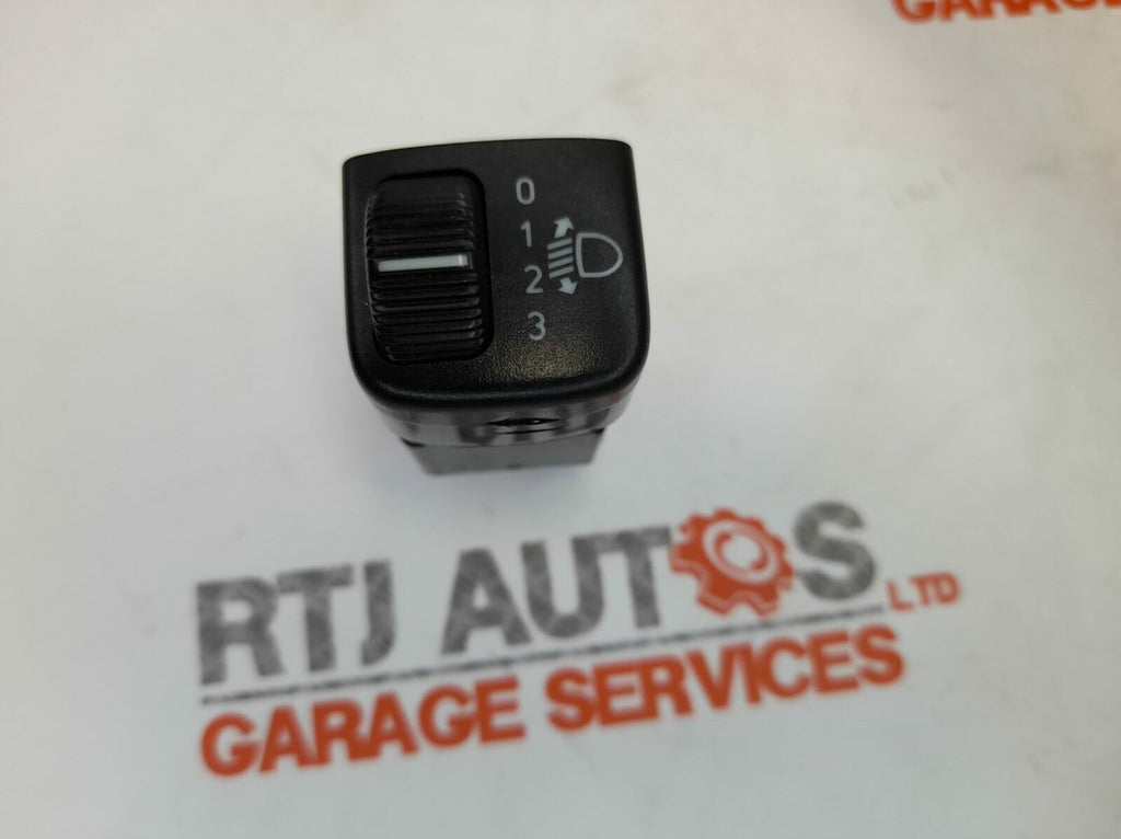 Saab 95 9-5 2002 Headlamp Headlight Levelling Adjustment Switch 5351317