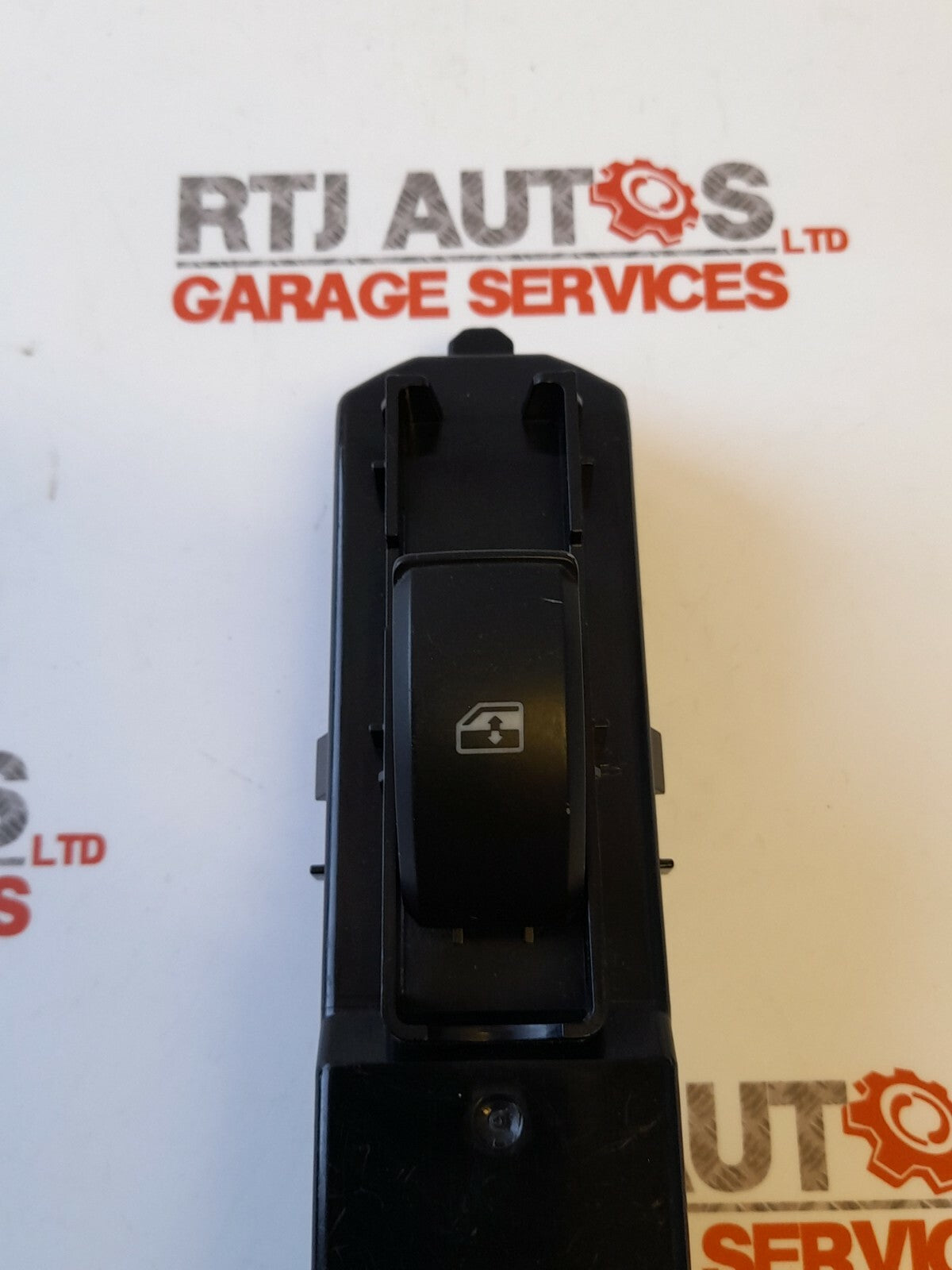 Saab 9-3 Offside Rear Window Switch (No Anti Pinch) 12764023