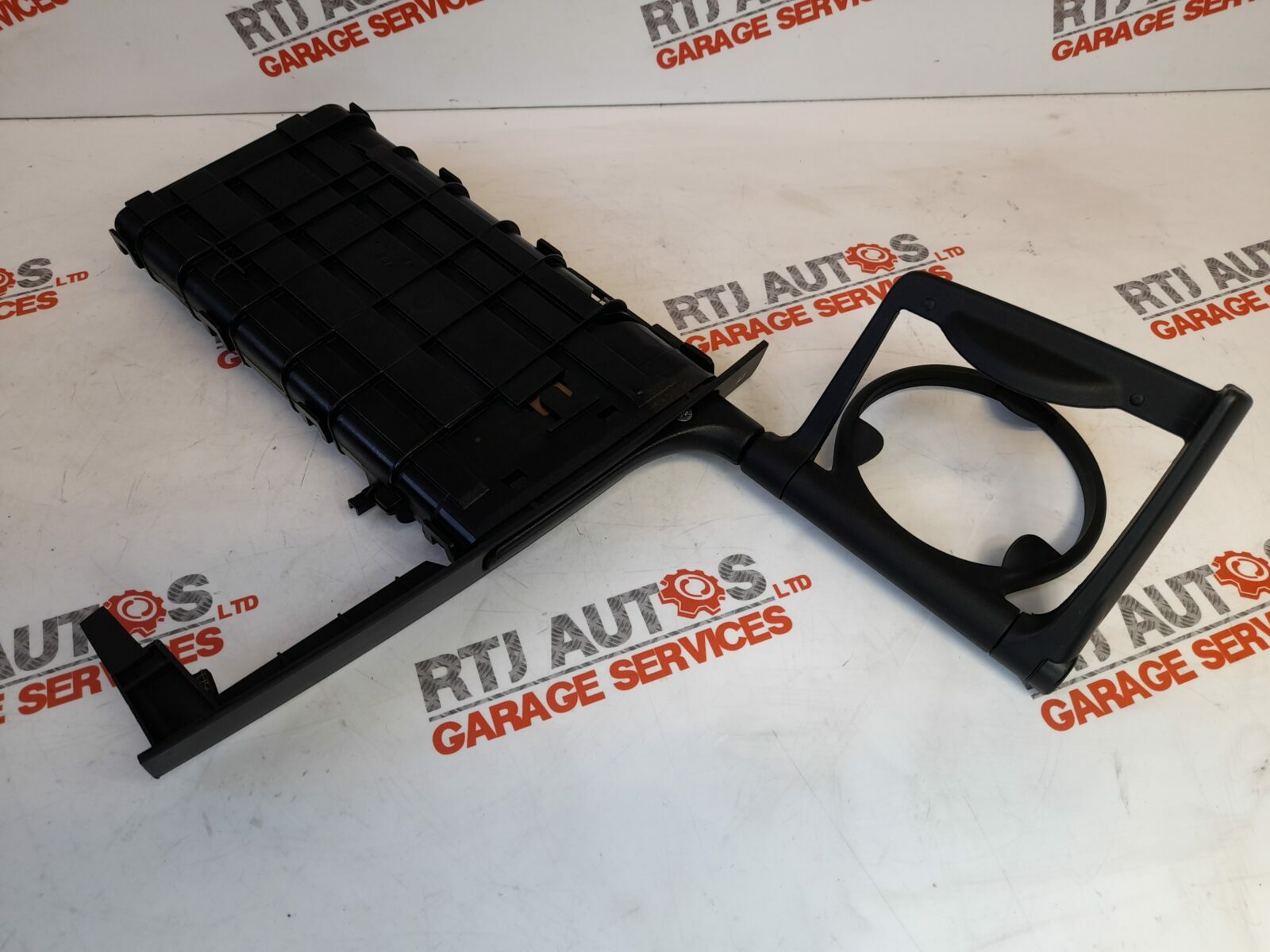 Saab 9-3 93 Front Cup Holder With Trim Panel 2003-2006