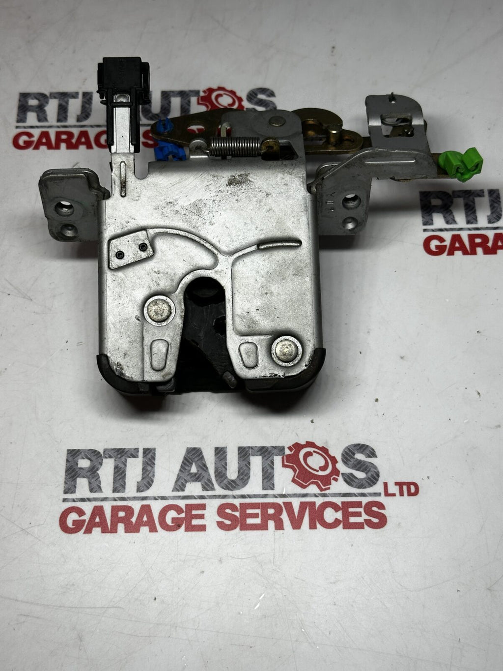 Saab 93 9-3 (98-03) 3D 5D Tailgate Boot Lock 4398924
