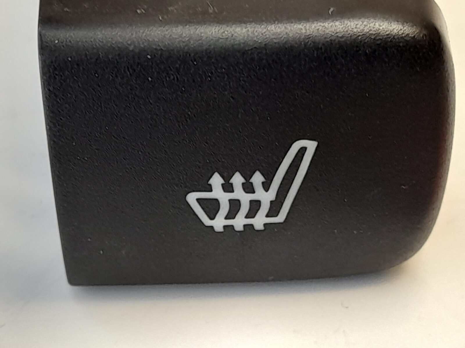Saab 900 (1994-1998) 9-3 (1998-2003) Heated Seat Switch 4409256