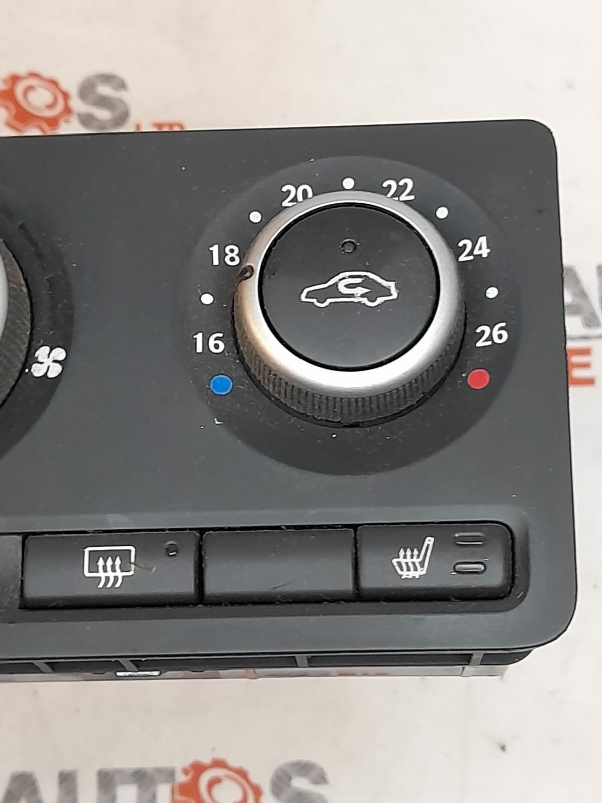Saab 9-5 2006-2010 Heating Control Panel w/Heated Seats 12768924 12768928