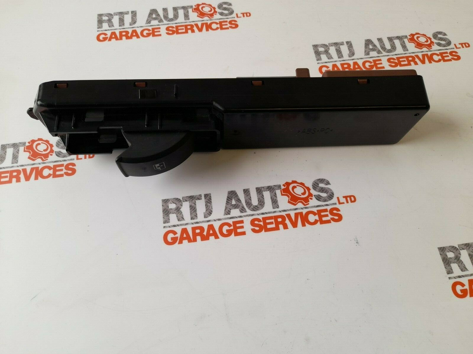 Saab 93 9-3 Offside Driver Rear Window Switch (No Anti Pinch) 12800451 (2003)