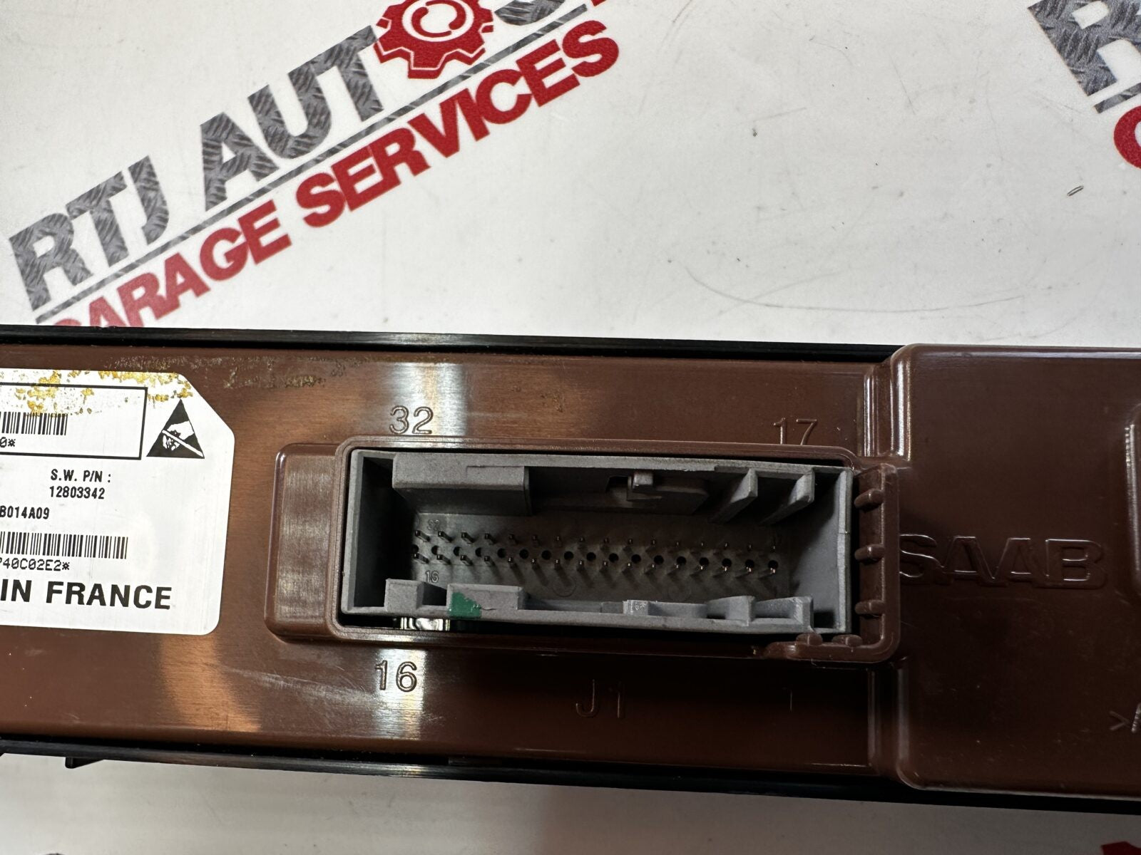 SAAB 9-3 93 Right Front Door Window Switch Pack 12803060
