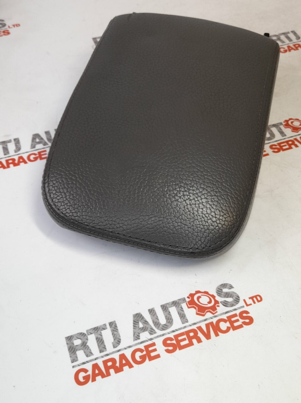 Saab 9-5 2004-2005 Adjustable Centre Console Arm Rest Grey K22 5553110