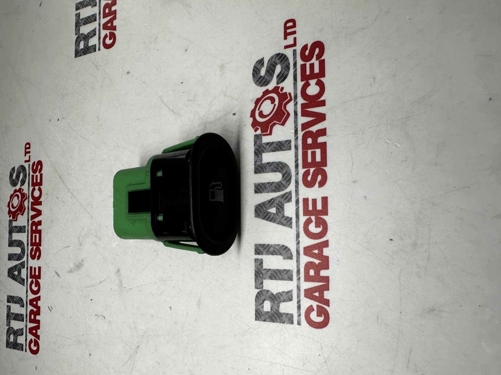 Saab 95 9-5 1998-2010 Fuel Tank Switch 4617544