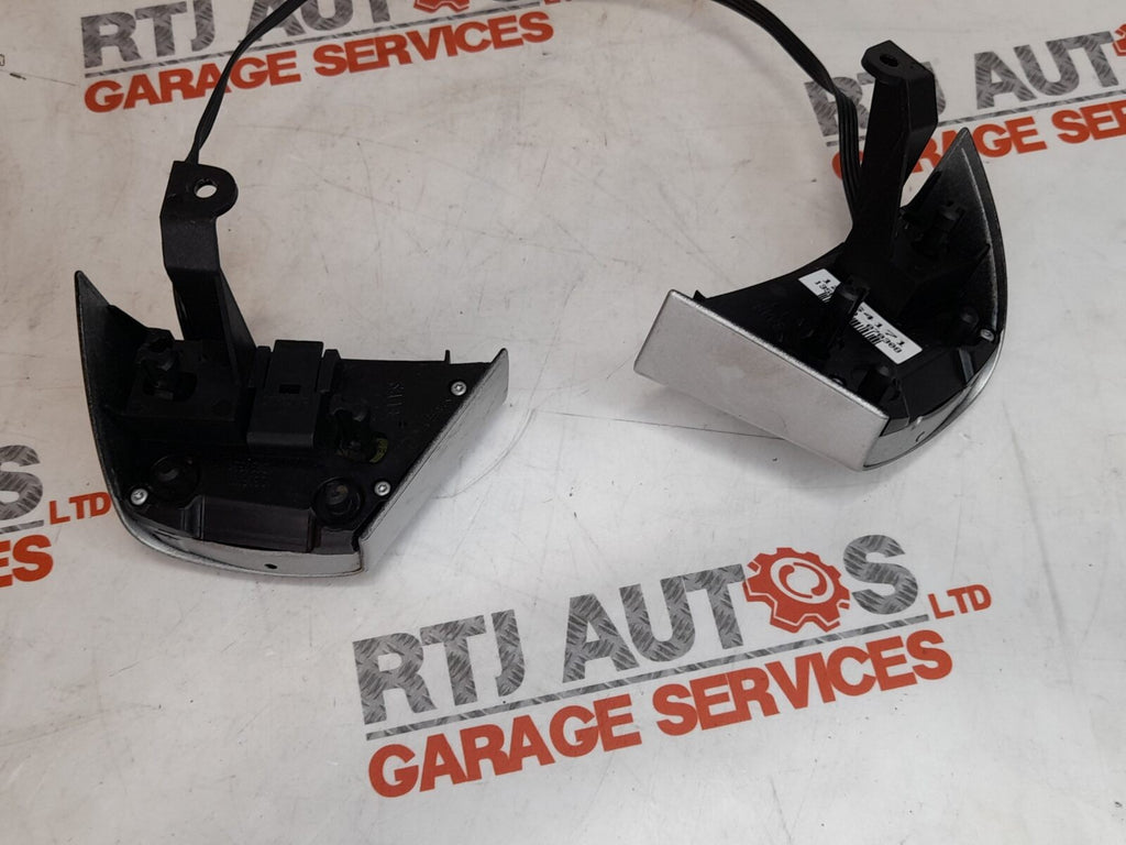 SAAB 93 9-3 2007 - 2011 Steering Wheel Switches Chrome 12764171
