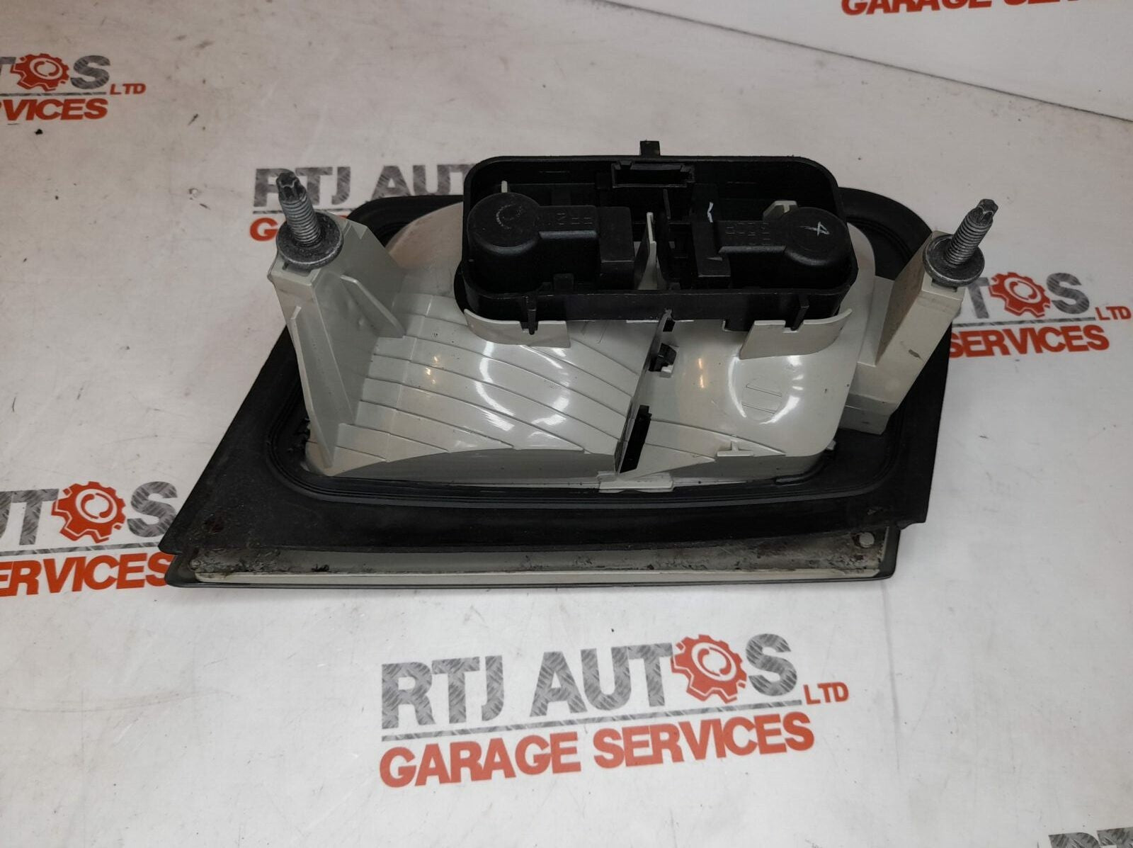 Saab 93 9-3 From 2008 Driver Offside Rear Tail Inner Light 12770160