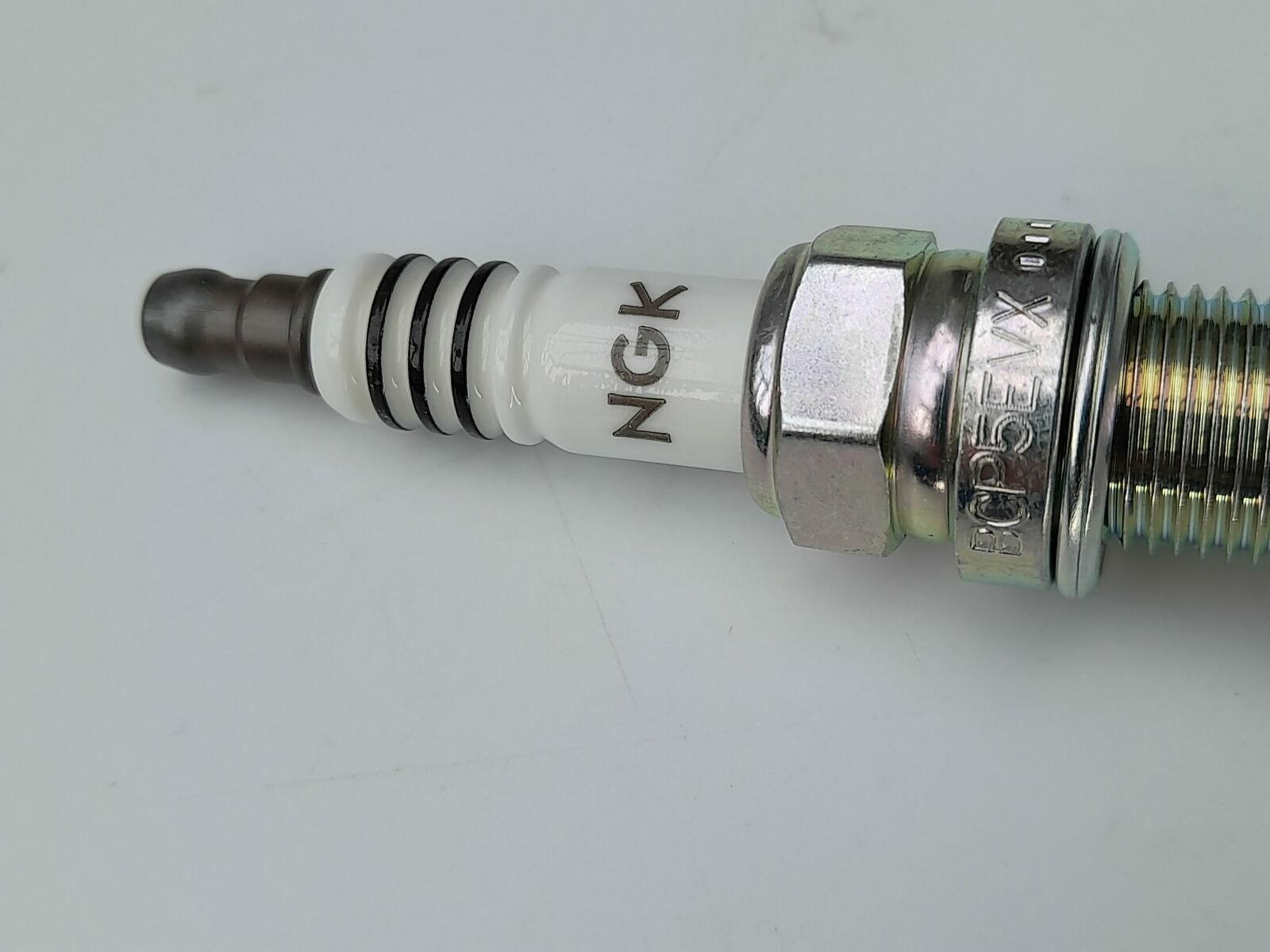 Genuine Saab 900 9000 9-3 Non Turbo 2.0L Petrol Spark Plugs (x4) 5958780 9136276