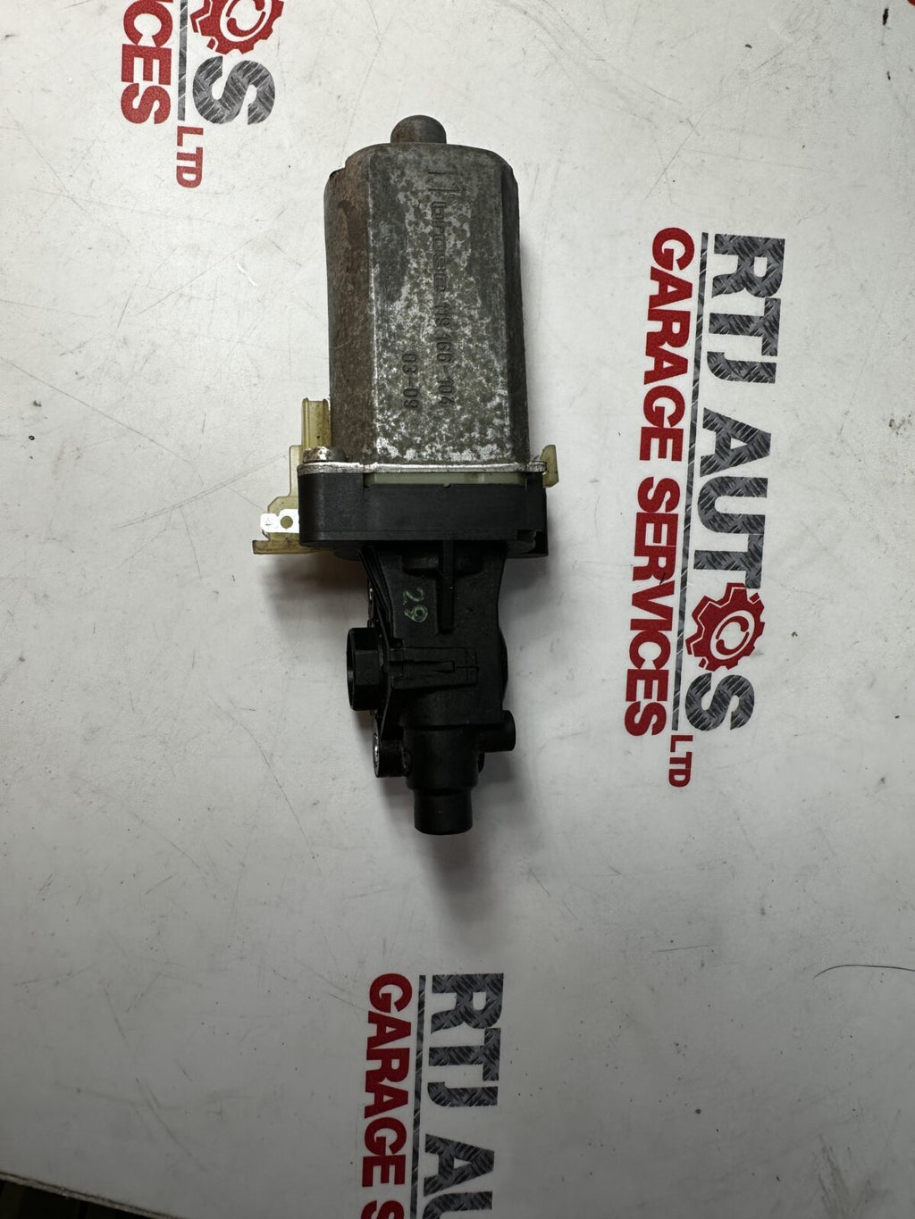 SAAB 95 9-5 LH Seat Motor Regulator 0390201900 119166104