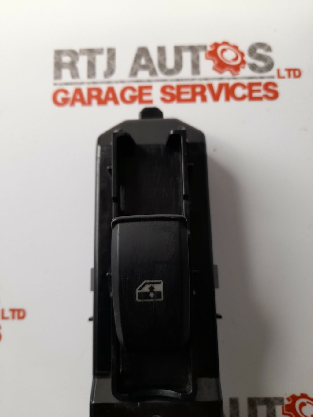 Saab 93 9-3 Nearside Rear Window Switch (No Anti Pinch) 12805695 (2005)