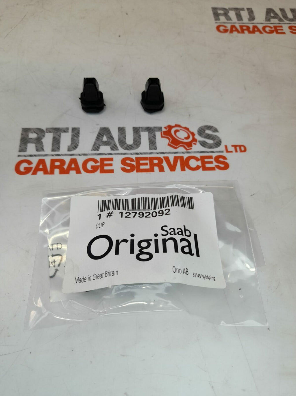 Saab 9-3 03-12 Genuine Battery Cover Nut Screw Clip Rivets 12792092 (Pair, x2)