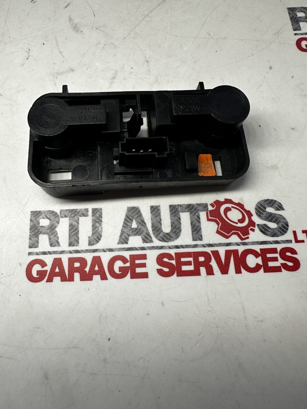 Saab 93 9-3 Saloon (03-06) Bulb Holder Offside/Right 12798237