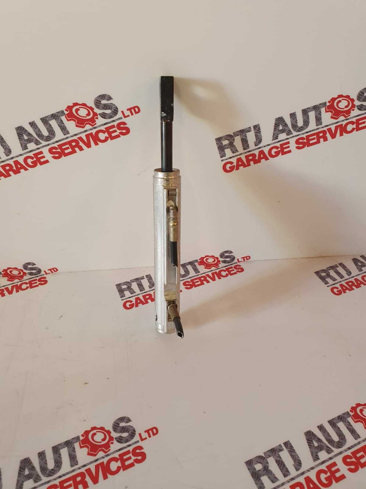 SAAB 93 9-3 03-12 CONVERTIBLE ROOF 6TH BOW RIGHT INNER HYDRAULIC RAM 12833509