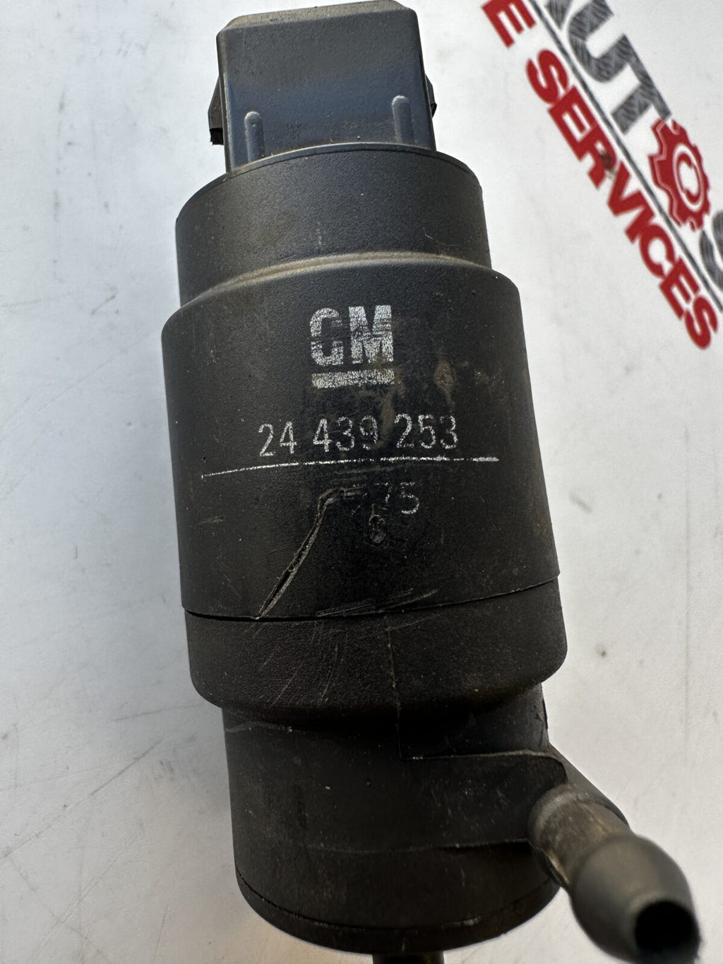 SAAB 95 9-5 ESTATE REAR WINDSCREEN WASHER PUMP 24439253