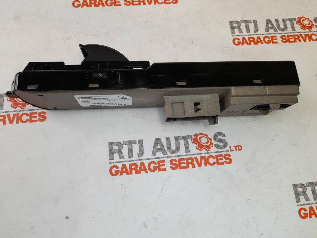 Saab 93 9-3 CV Nearside Front Window Switch Pack w/Finger Protection 12772016
