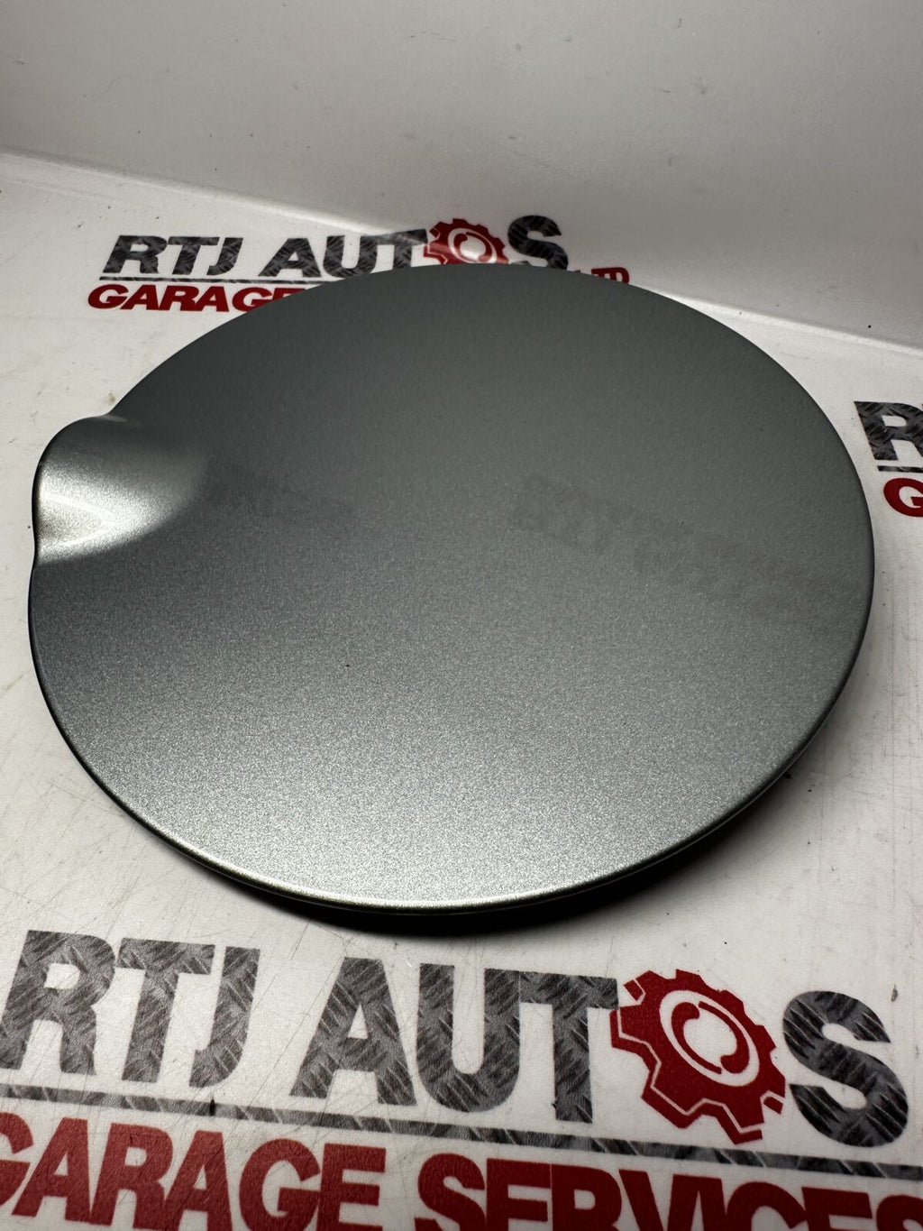 Saab 93 9-3 Fuel Flap Tank Hatch 12797737 12760550 12761984 313 Glacial Silve...
