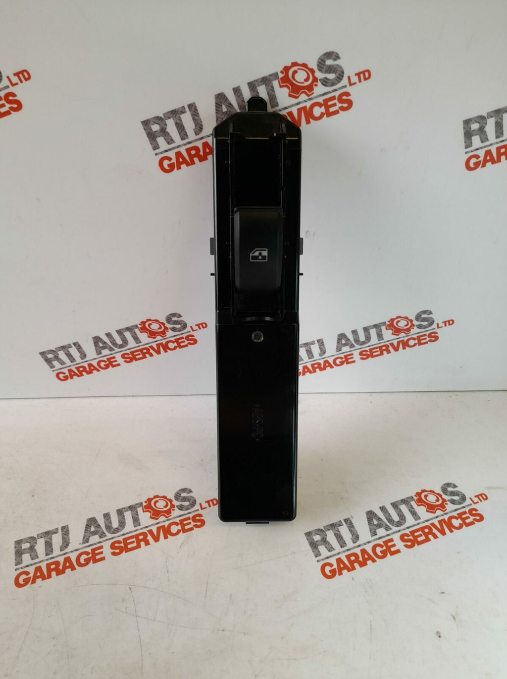 Saab 93 9-3 Nearside Rear Window Switch (No Anti Pinch) 12771993 (From 2007)