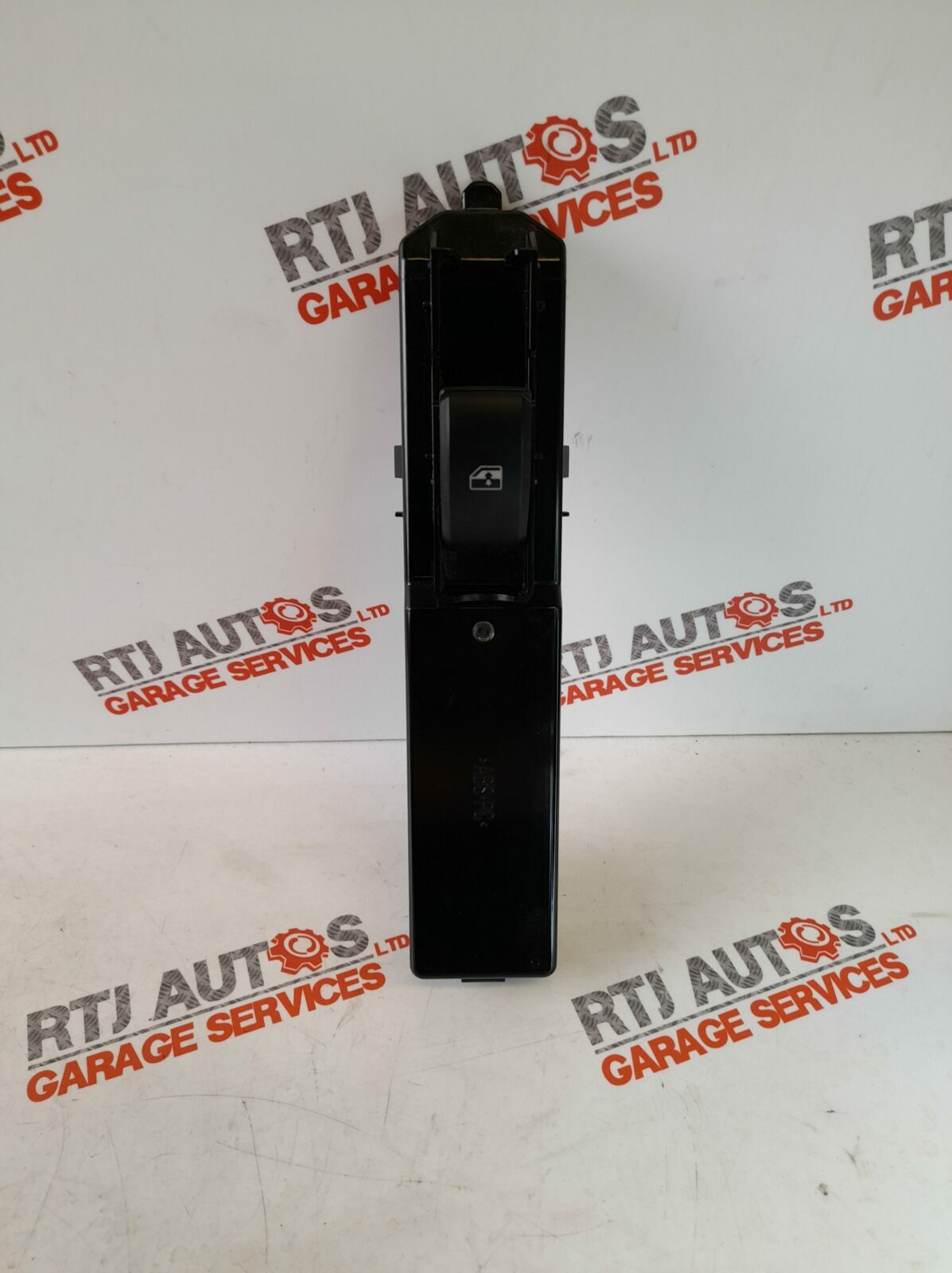 Saab 93 9-3 Nearside Rear Window Switch (No Anti Pinch) 12771993 (From 2007)