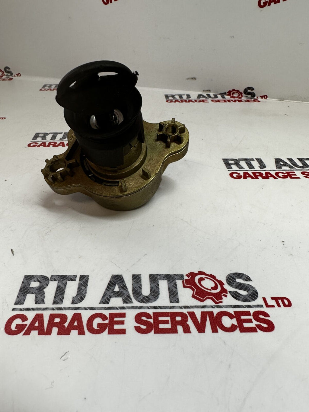 SAAB 93 9-3 (03-06) Tailgate Boot Lock with Key Blade and Passenger Door Lock...