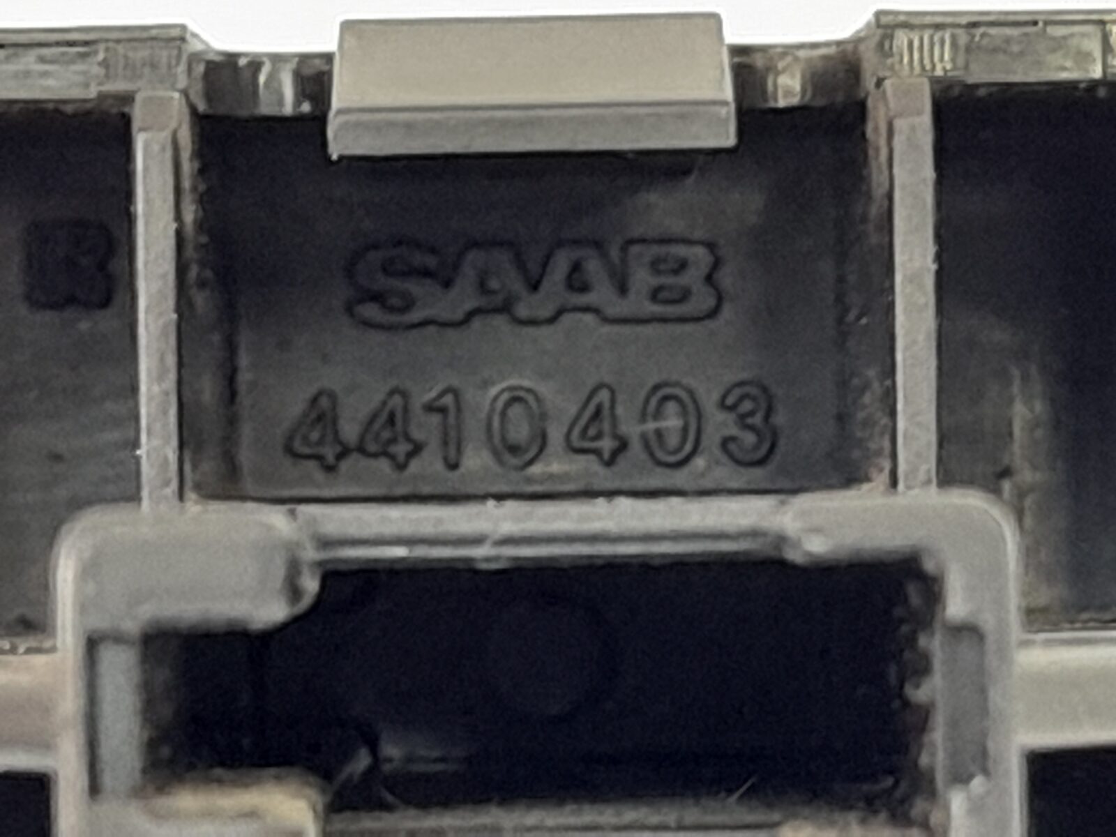 Saab 900 (94-98) 9-3 (98-03) Blind Knob Button Switch 4410403