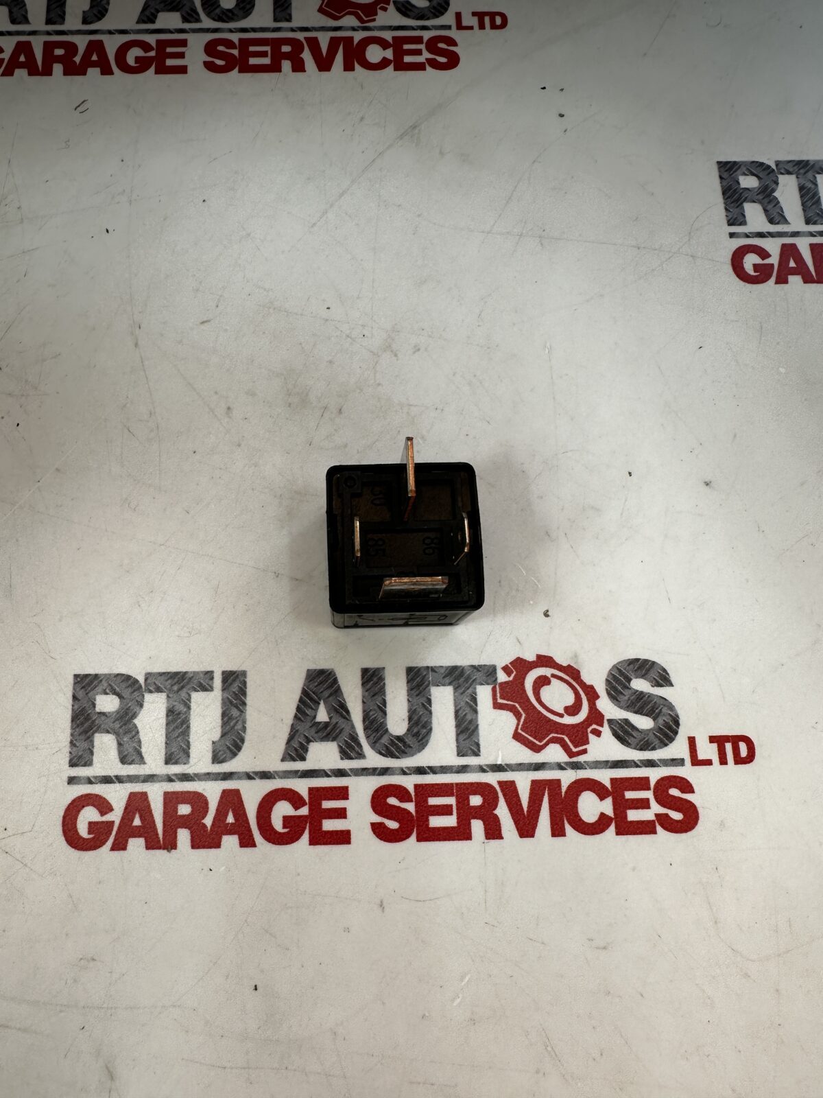Volvo Relay 21255974 24V