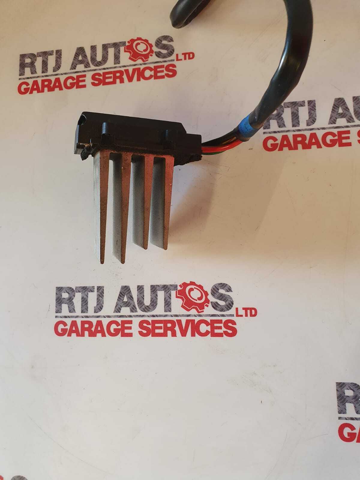 SAAB 9-5 95 1998 - 2004 Heater Blower Motor Resistor Control Unit 4869327