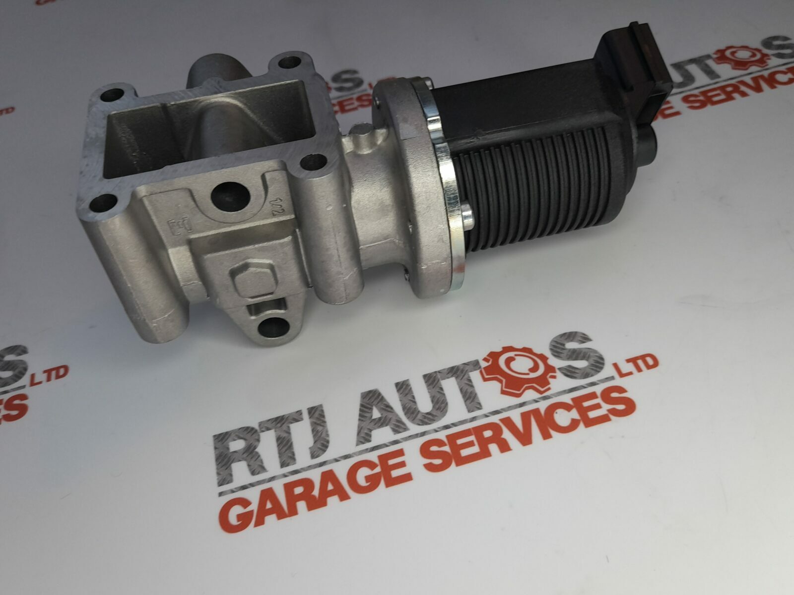 Genuine Saab 9-3 9-5 Pierburg EGR Valve 1.9 TiD Z19DTH 05-12 55215031