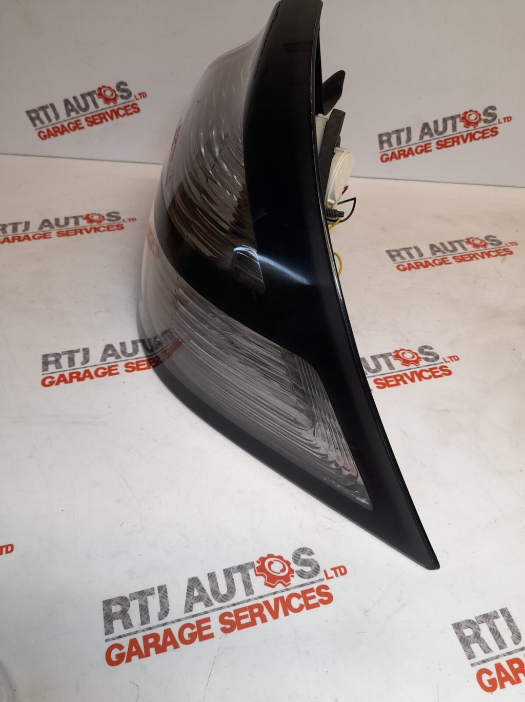 Saab 93 9-3 CV From 2008 O/S Driver Rear Outer Tail Light 12770162