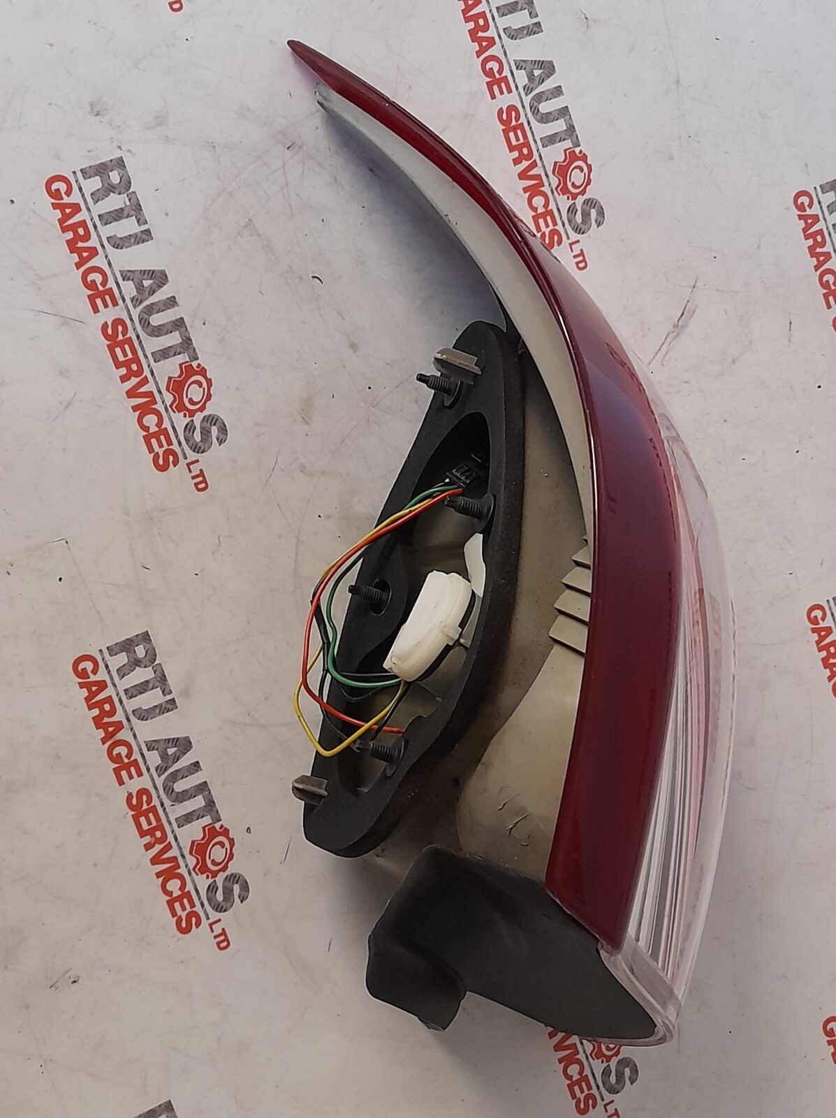 SAAB 9-3 2003-2007 Convertible Rear O/S Right Driver Side Light Unit 12830938