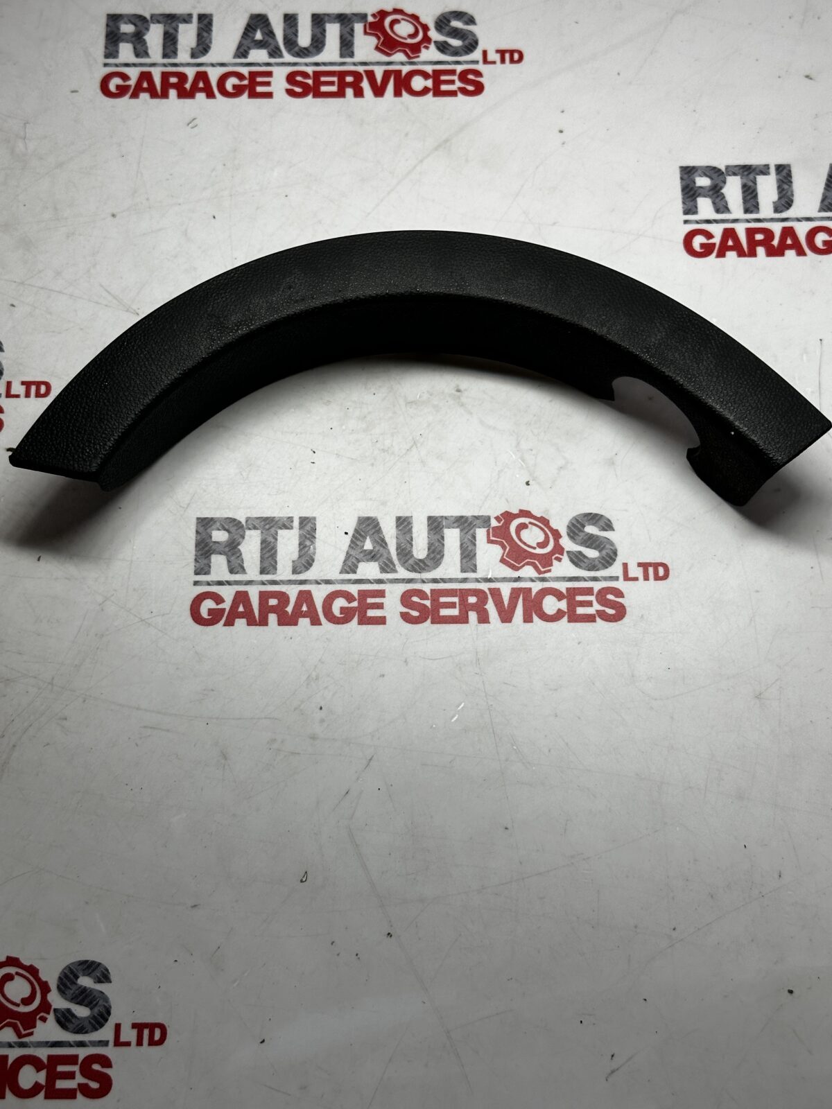 Saab 9-3 93 03-12 Under Handbrake Handle Trim Cover All Models 12793488