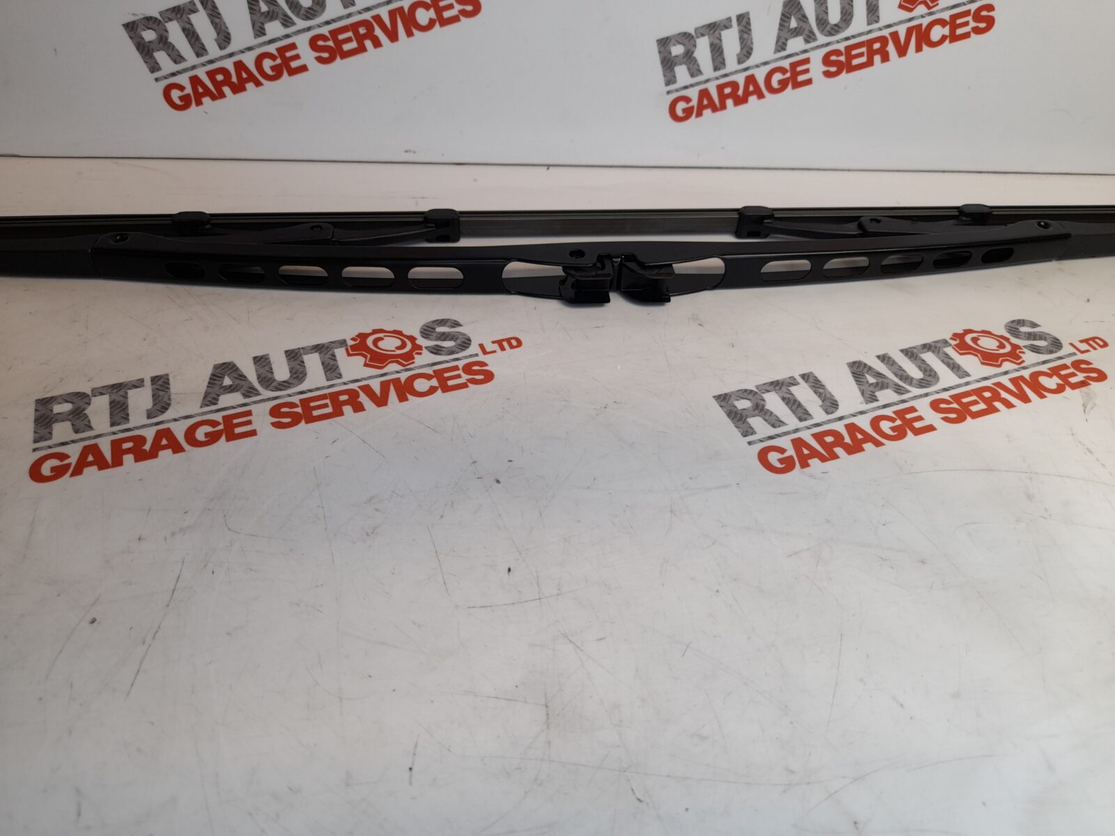 Genuine SAAB 900 9000 9-3 Wiper Blade 530mm 93195936