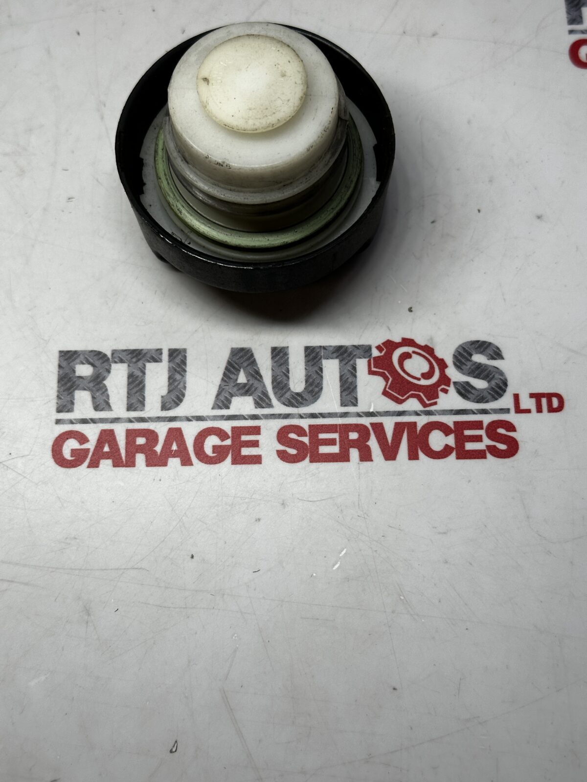 SAAB 9-3 9-3 95 9-5 (03-12) Petrol / Diesel Fuel Filler Cap