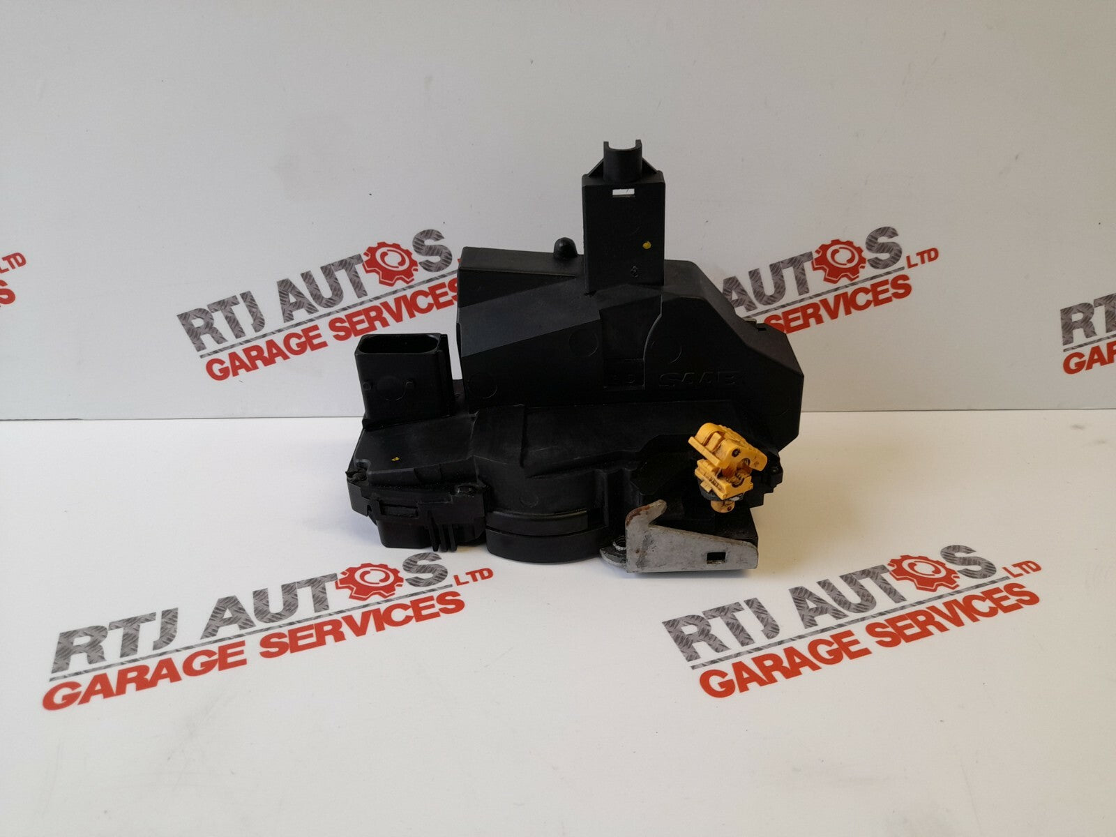 Saab 9-3 93 4D 5D CV Right Hand O/S Front Door Lock (TSL Locking) 12759693