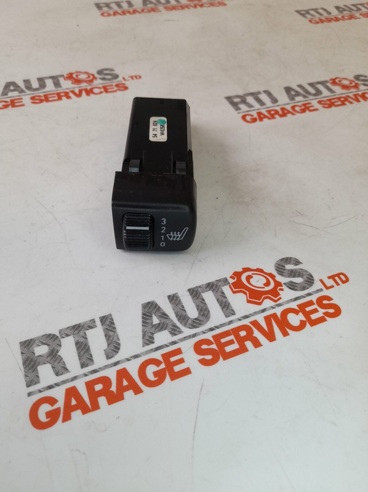 Saab 9-5 Heated Seat Control Switch 5471024 98-05