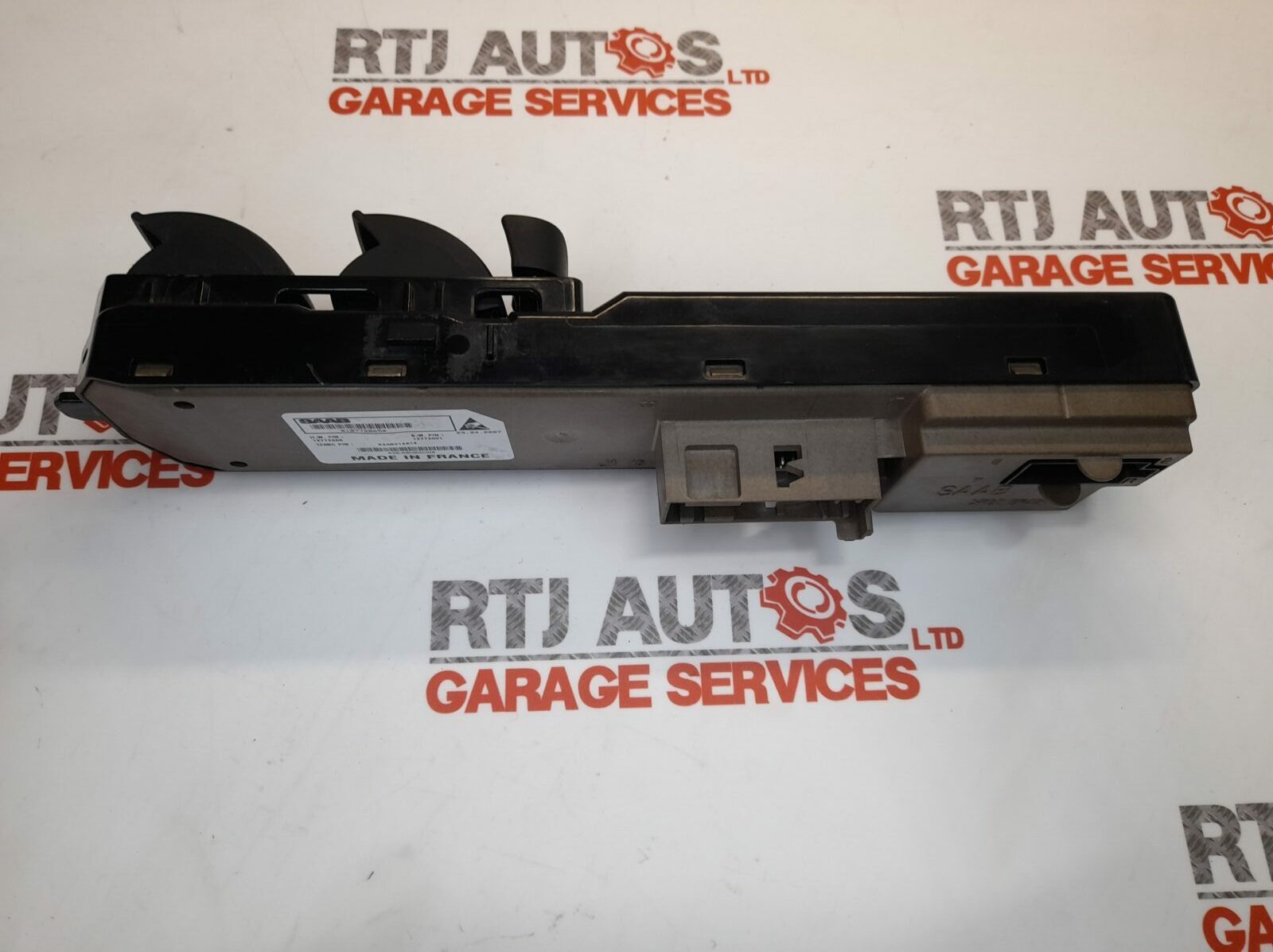 Saab 93 9-3 CV Drivers Front Window Switch Pack w/o Finger Protection 12772065