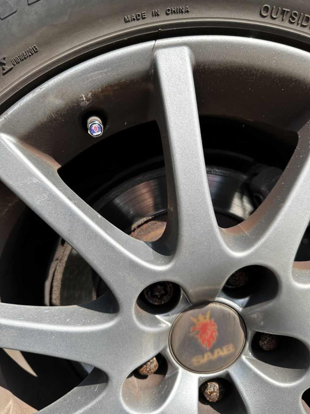 Saab 93 95 9-3 9-5 Badged Steel Dust Caps (Set of 4)