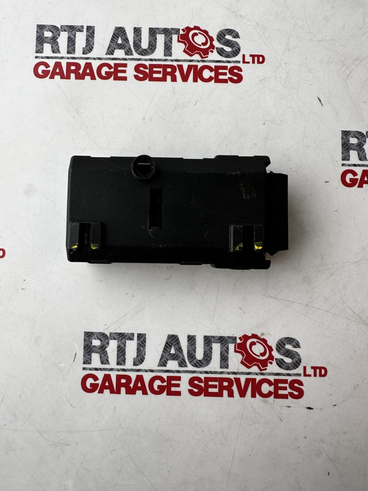 SAAB 93 9-3 CV (04-11) FRONT SEAT RELAY 12761504 480849871