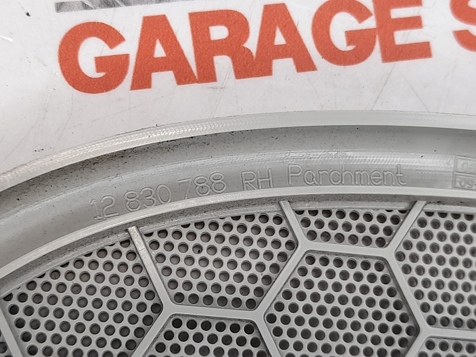Saab 93 9-3 CV 2004-2007 RH Loudspeaker Grille Beige 12830788
