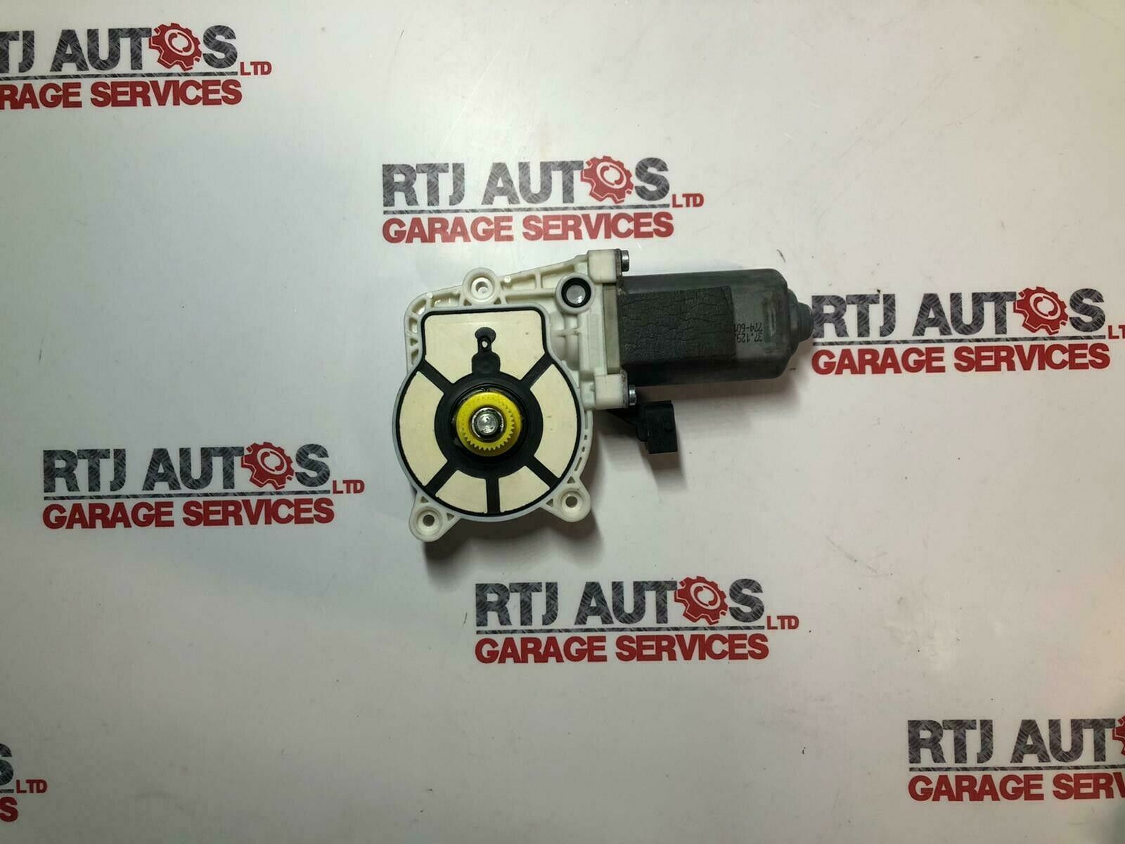 SAAB 93 9-3 06 onwards- Rear Right Window Motor 2 Pin 12758923